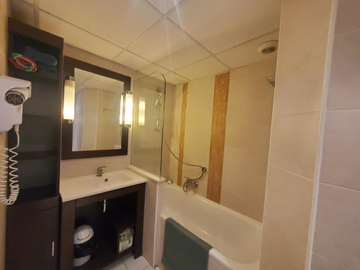 Cap Hermes Studio 31M2 Vue Port Climatise Piscine, Фрежюс Экстерьер фото